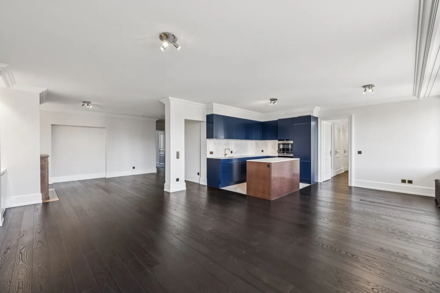 EXCLUSIVITÉ : Magnifique appartement de 6 pièces Vue Mont-Blanc et Lac - Photo 4 sur 10