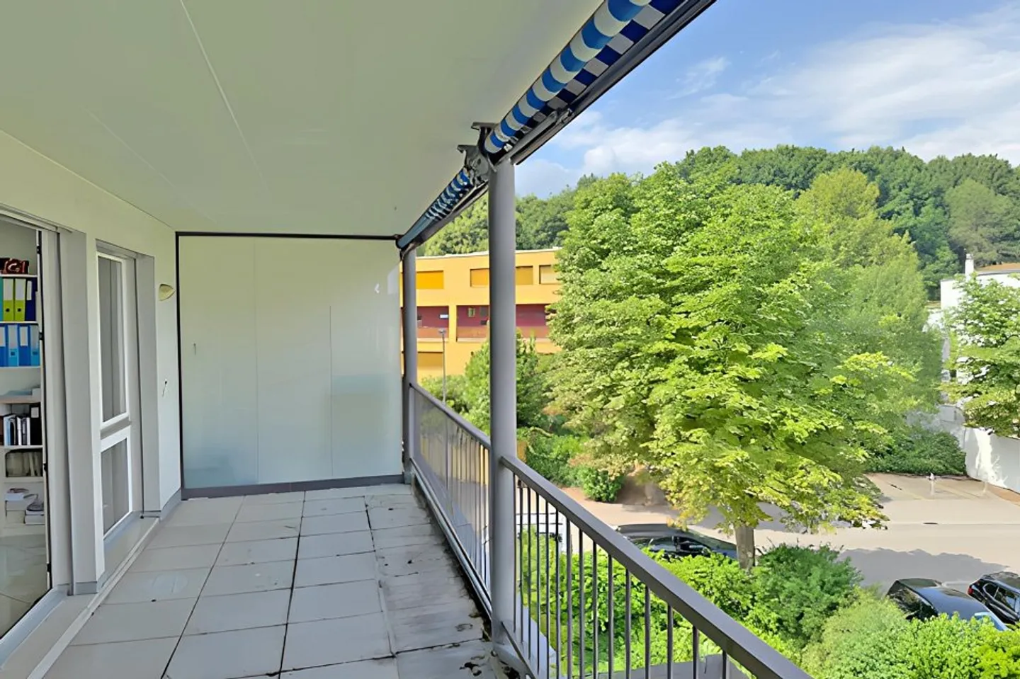 3.5-room apartment in a good location - Photo 11 of 13