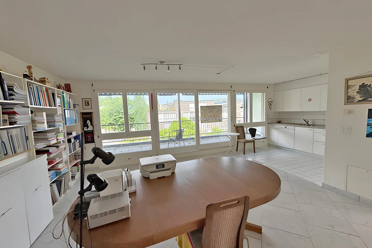 3.5-room apartment in a good location - Photo 12 of 13