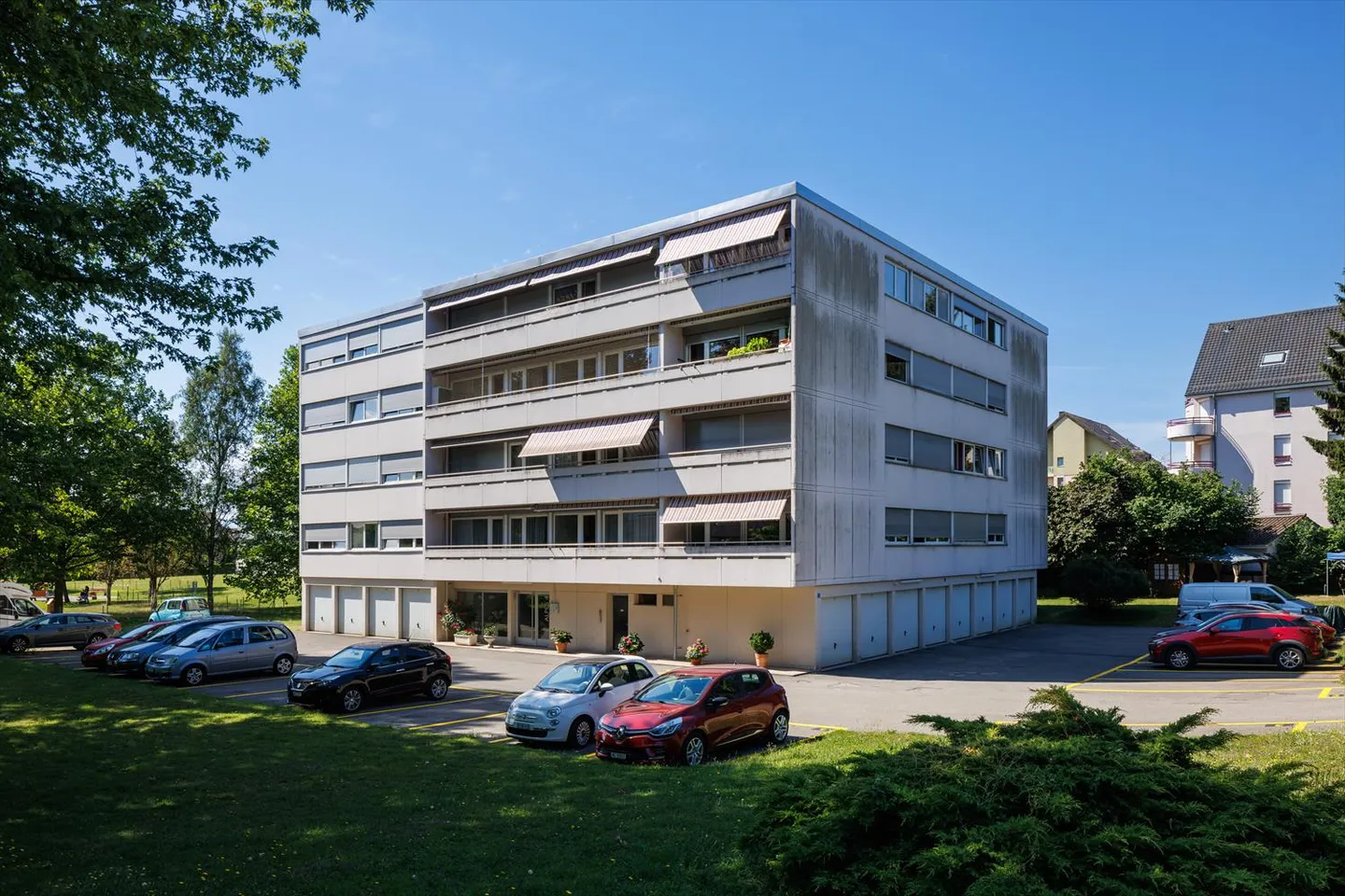 Place ouverte - Photo 3 sur 5