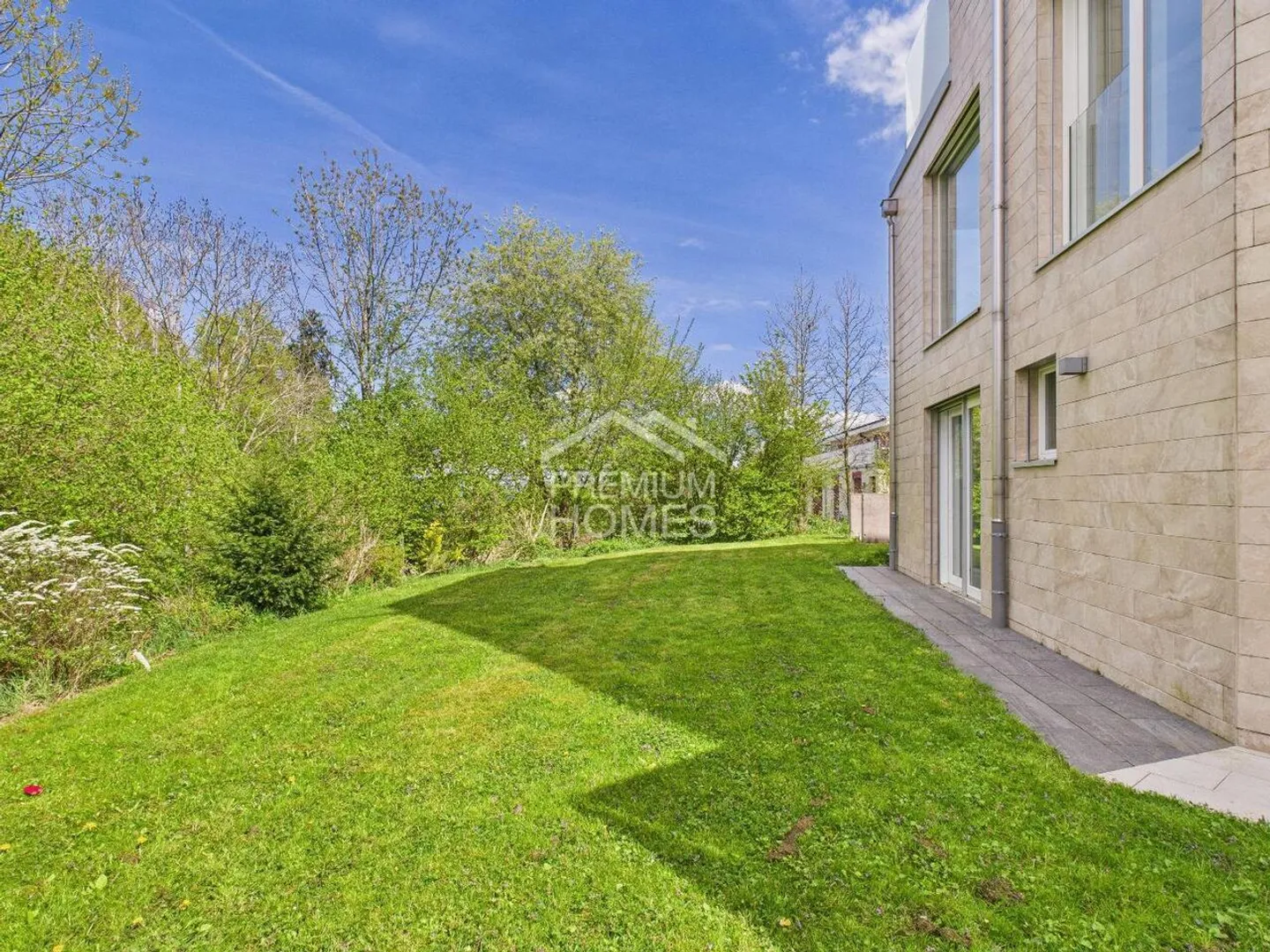 EIN SCHMUCKSTÜCK DER BESONDEREN ART - Foto 9 von 10