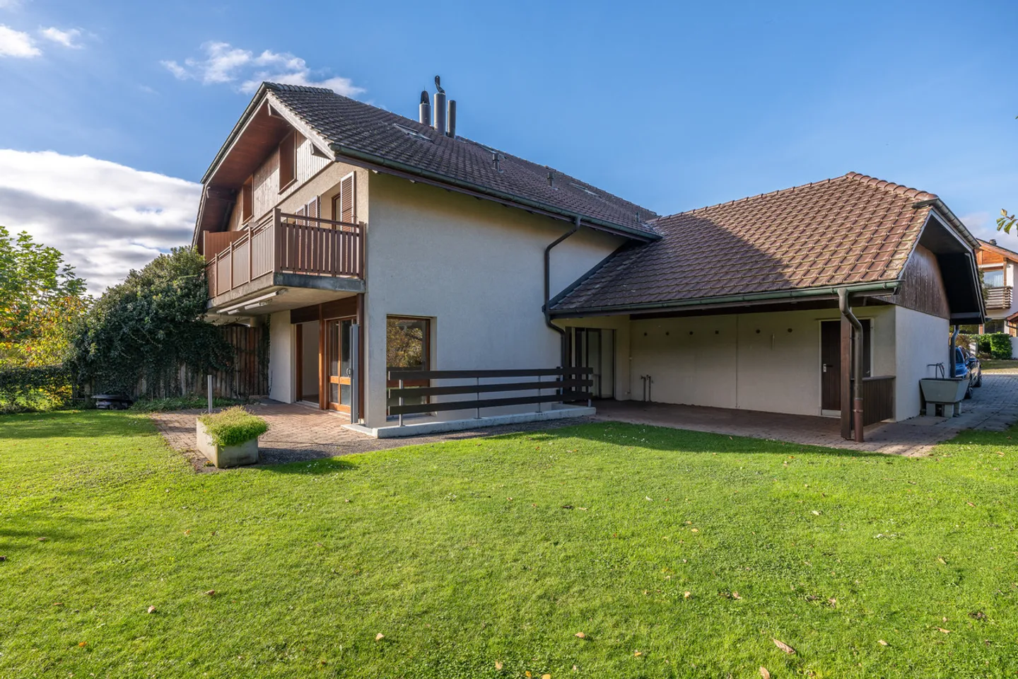 Casa unifamiliare di 5,5 stanze con garage doppio - Foto 1 di 19