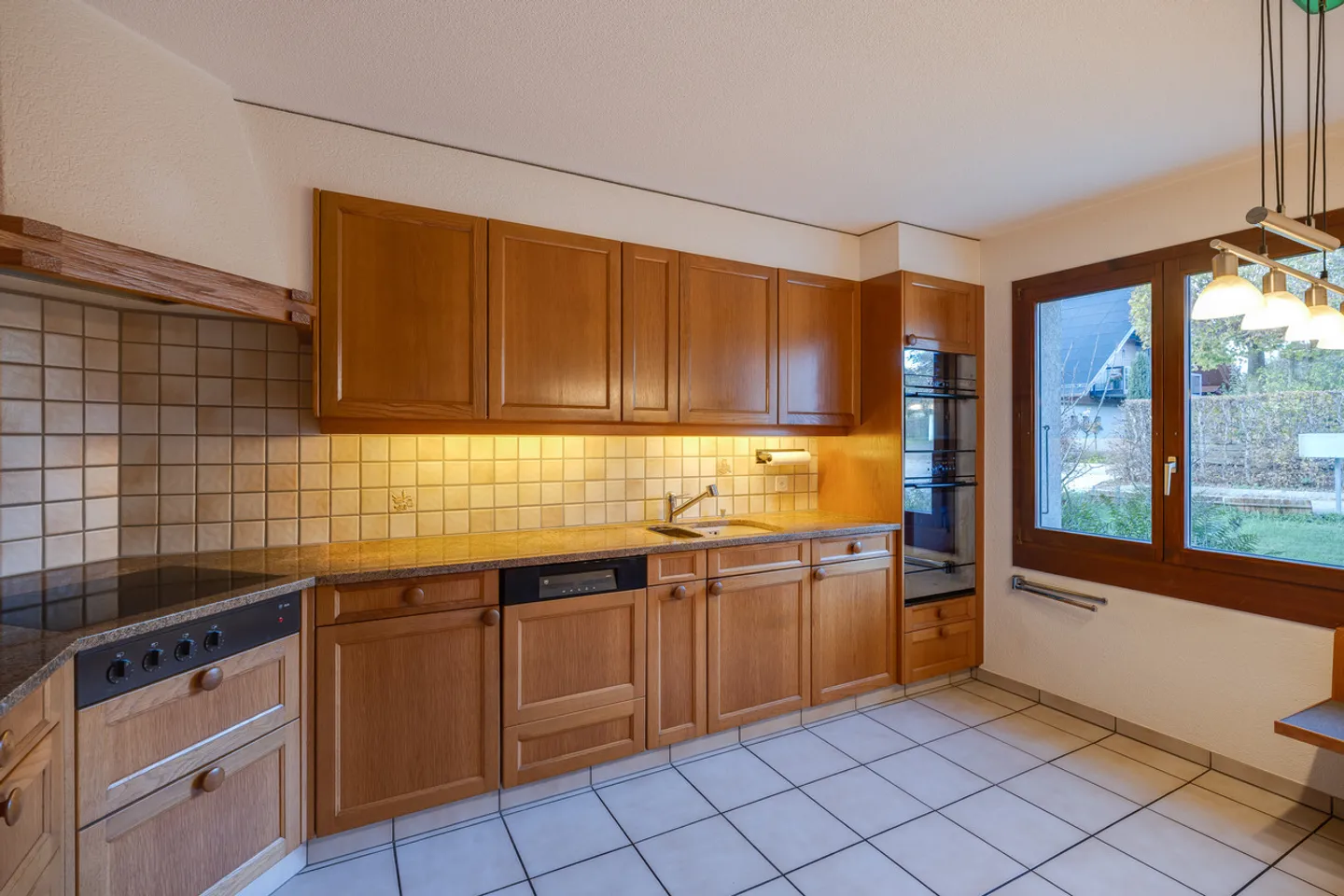 Casa unifamiliare di 5,5 stanze con garage doppio - Foto 6 di 19