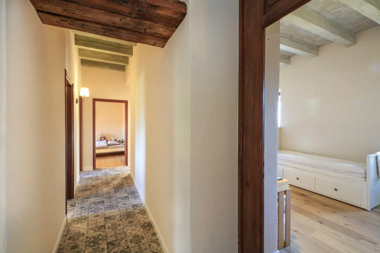 CUGNASCO - Villa incantevole con parco e casa per gli ospiti - Foto 26 di 30
