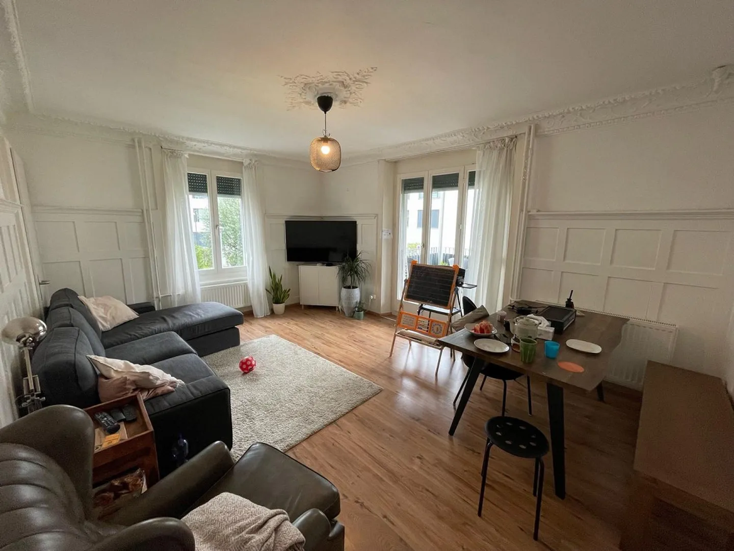 Topmoderne Wohnung mit traumhafter Terrasse und Aussicht!! - Foto 2 von 8