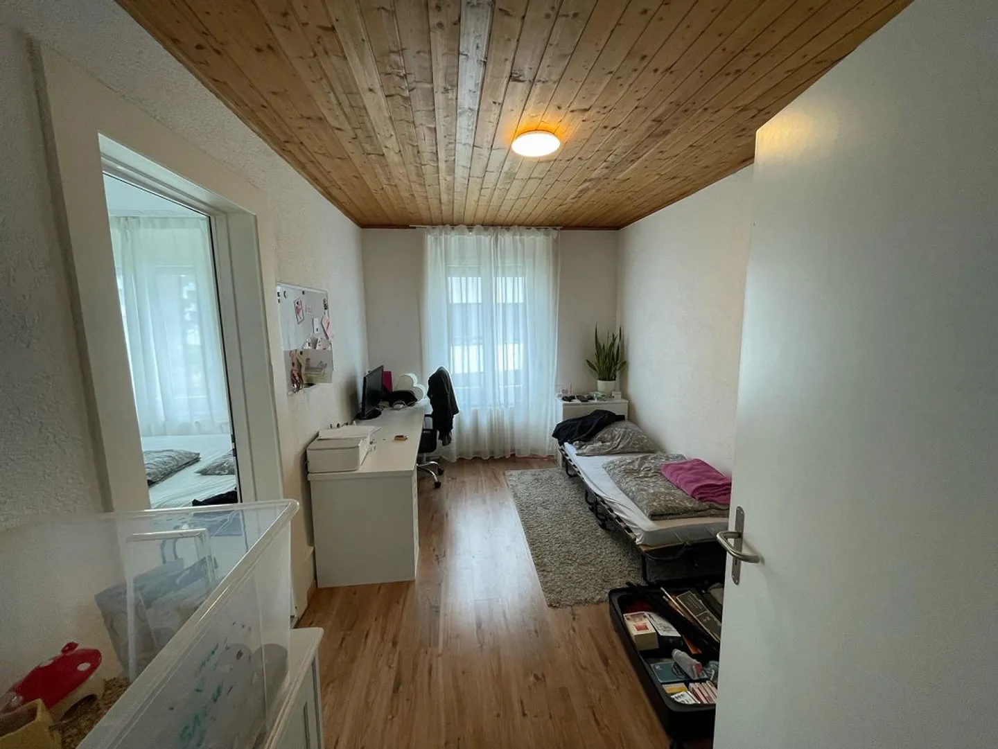 Topmoderne Wohnung mit traumhafter Terrasse und Aussicht!! - Foto 3 von 8