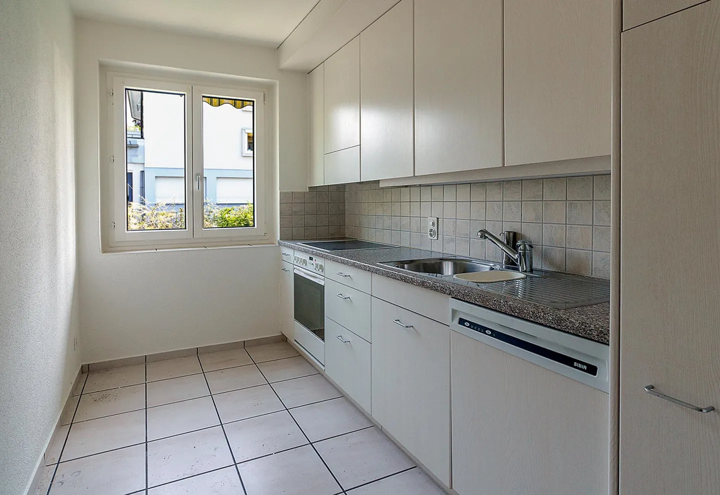 Charmante Wohnung im Kreis 8 - Foto 1 von 9
