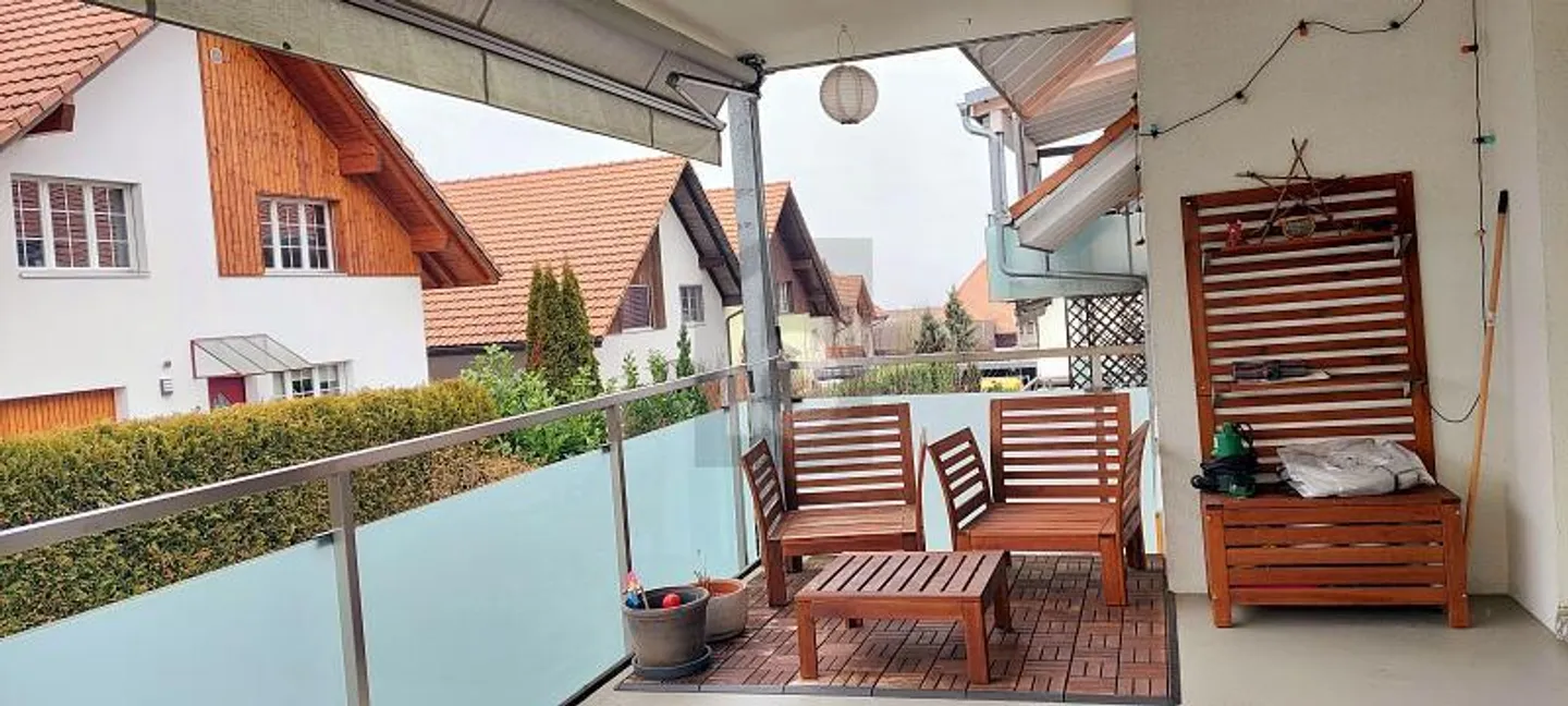 MODERNO E SPAZIOSO - Foto 3 di 6