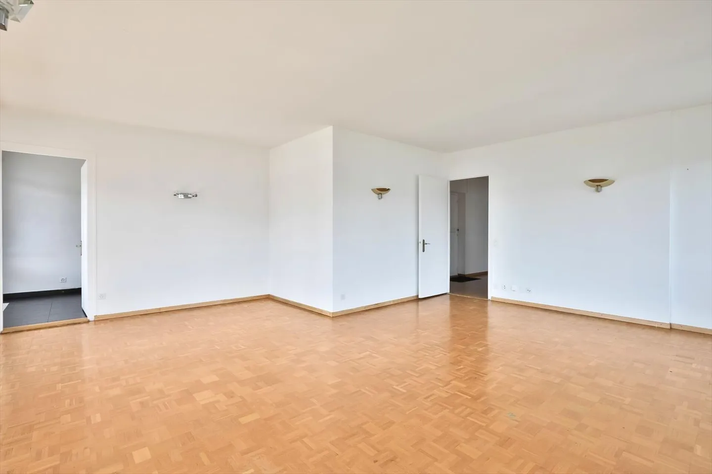 Appartamento in vendita - Foto 7 di 13