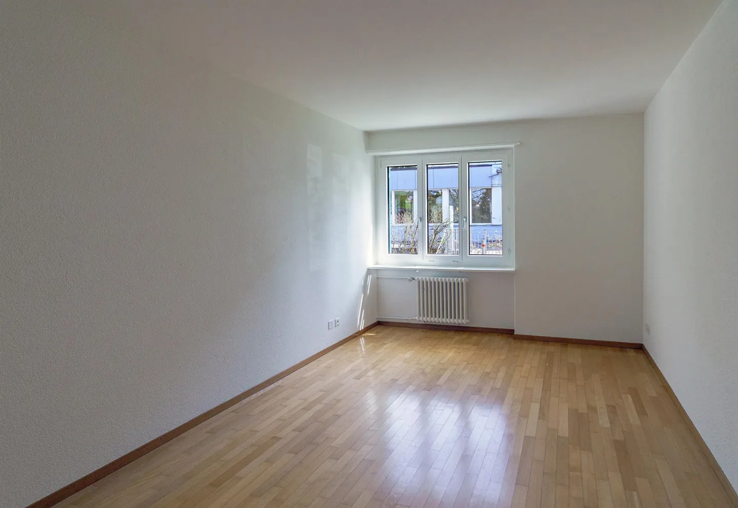 Charmante Wohnung im Kreis 8 - Foto 4 von 9
