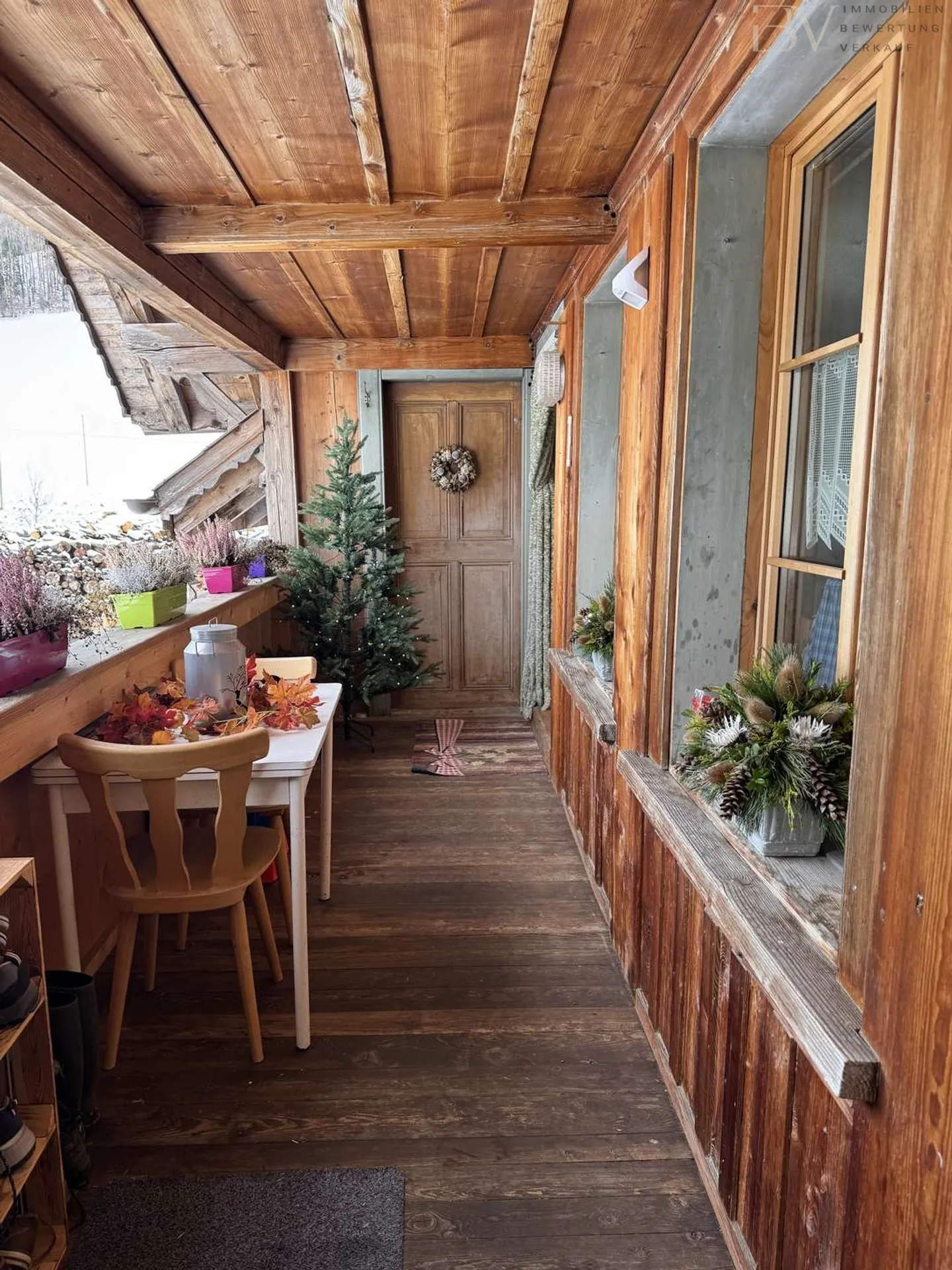 Casa trifamiliare con fienile - Foto 15 di 23