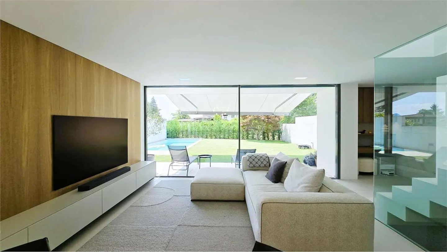 Villa Minergie avec piscine à Villa Luganese - Photo 4 sur 13