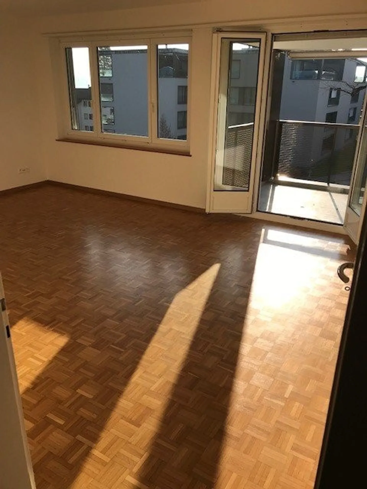 Charming Apartment in Rüschlikon - Photo 3 of 9