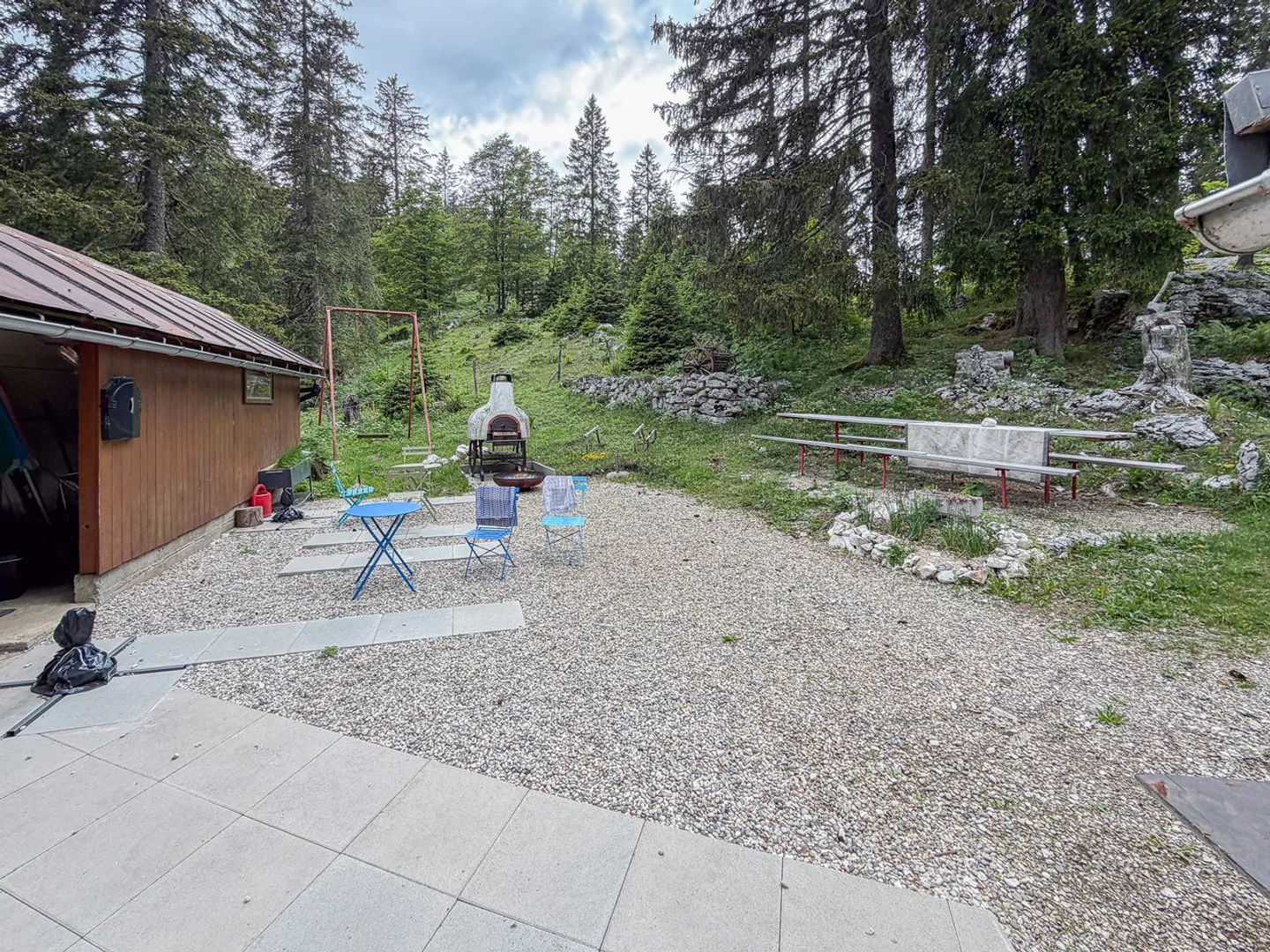 Alpine Refreshment Bar in the Heart of Nature - Photo 17 of 20