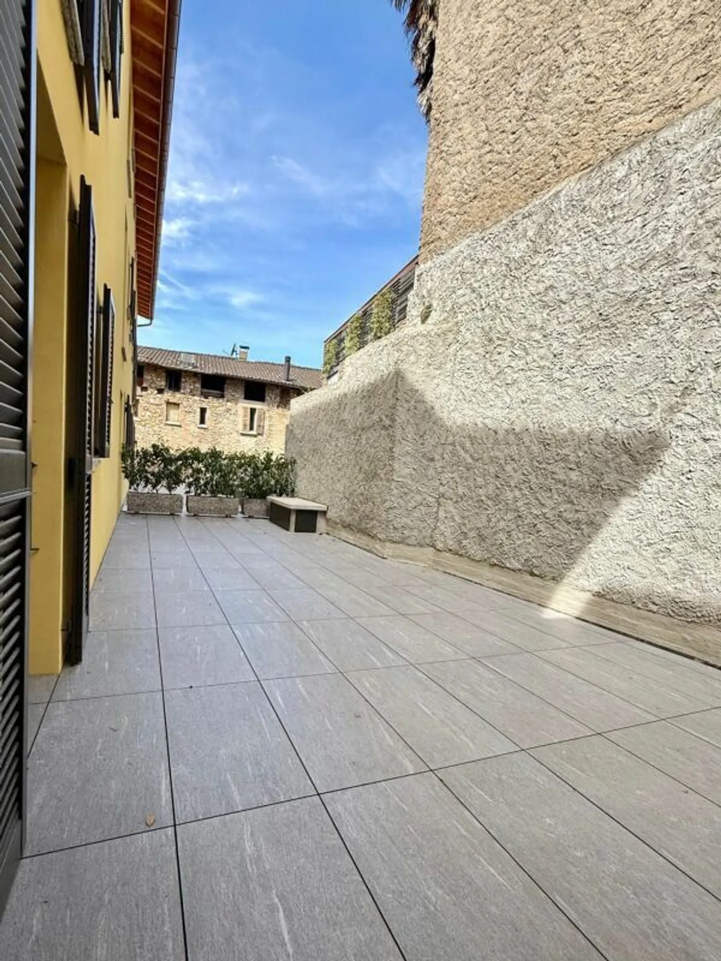 Spacious 4.5 New CADRO | LARGE TERRACE | Rent 2,500 | Expenses 300... - Photo 12 of 14