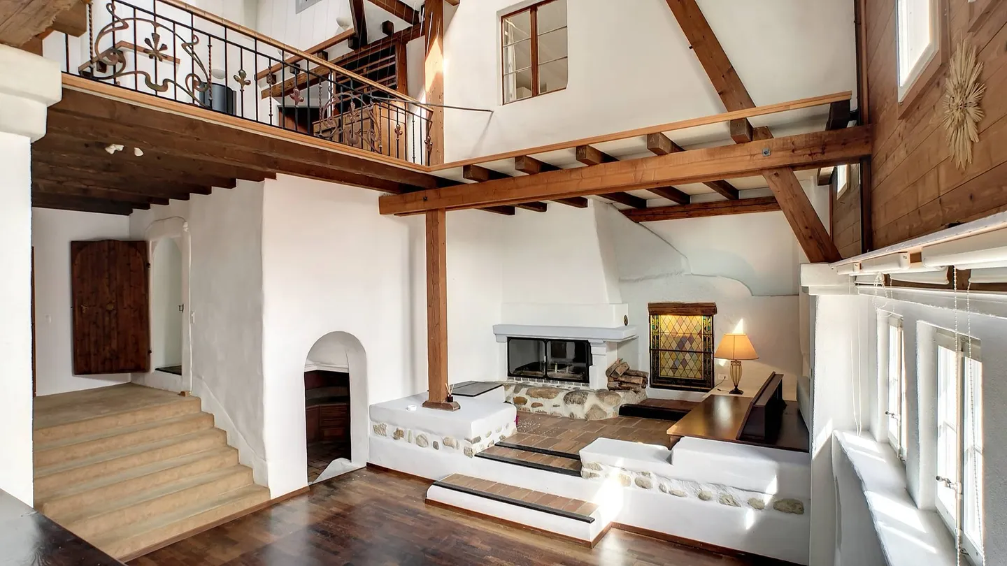 Grande casa con carattere e potenziale di espansione - Foto 1 di 10