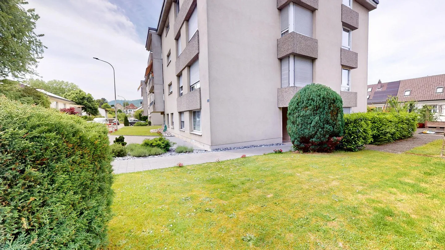 Ampio appartamento 5.5 locali - Foto 3 di 11