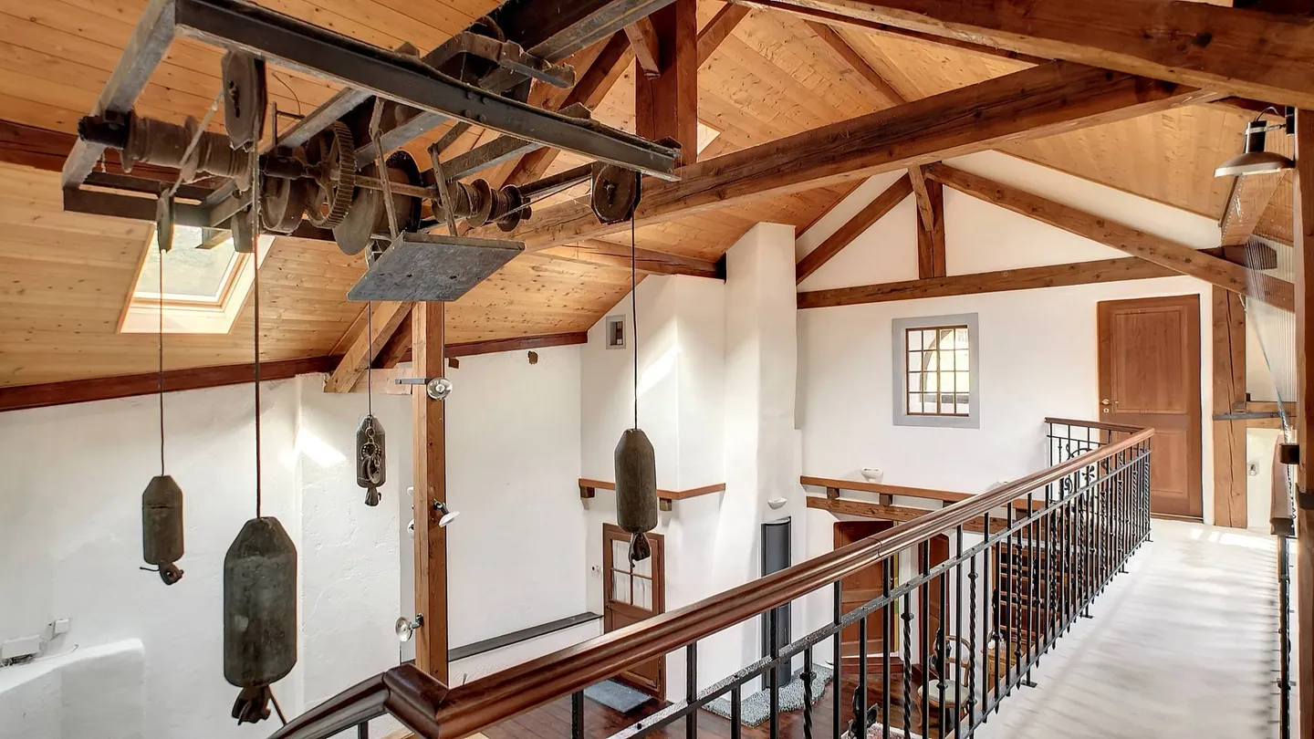 Grande casa con carattere e potenziale di espansione - Foto 2 di 10