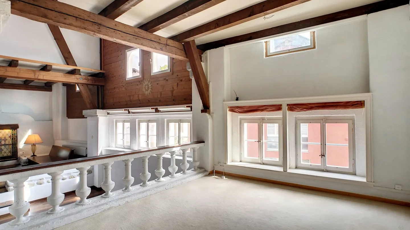 Grande casa con carattere e potenziale di espansione - Foto 7 di 10