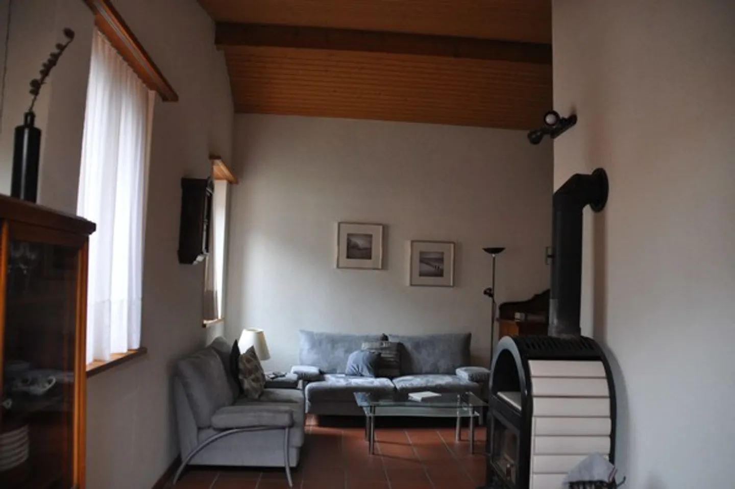 Vendiamo una casa ticinese con 2 appartamenti - Foto 6 di 11