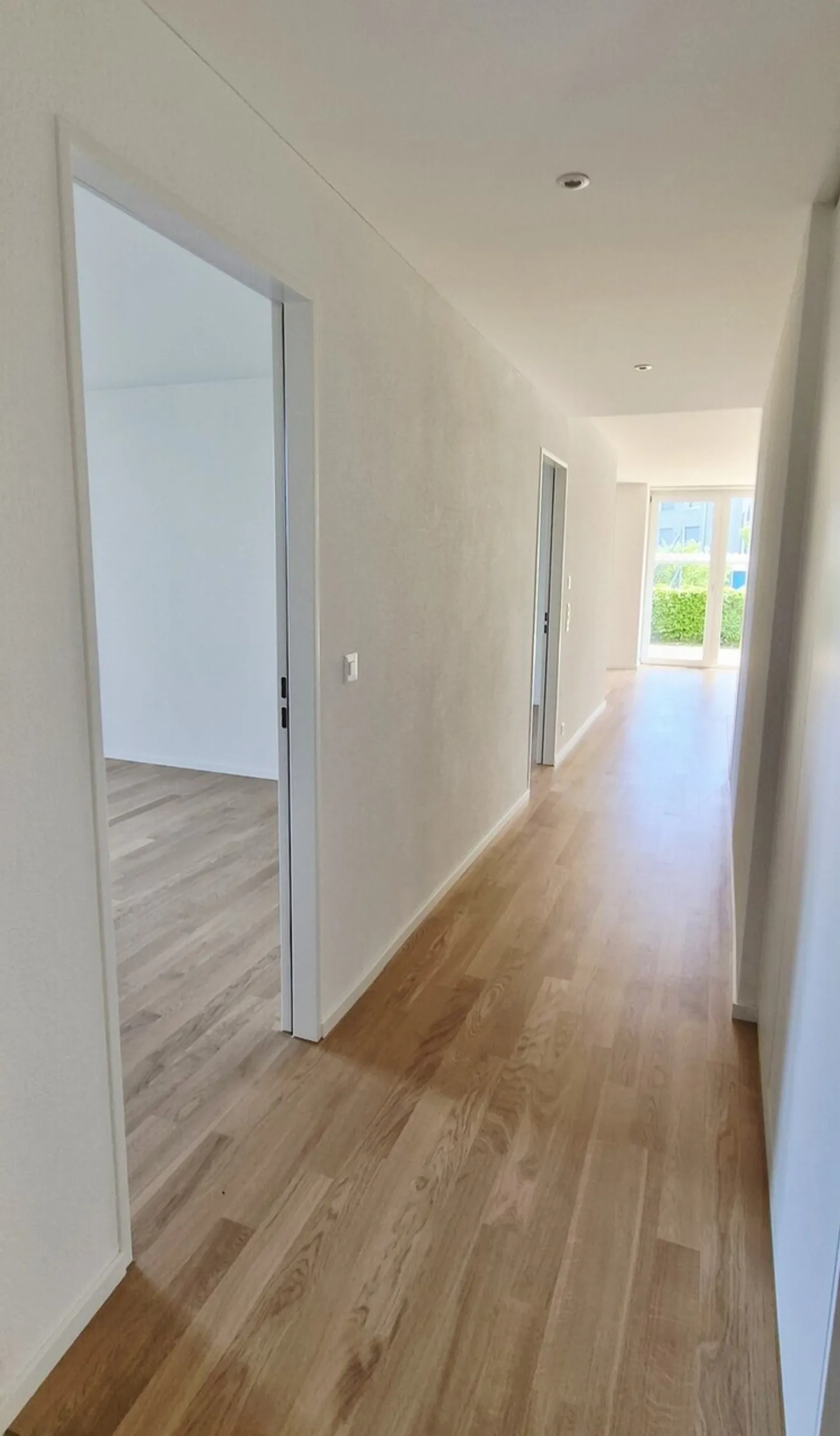 Moderne Wohnung mit Garten - Foto 6 von 9