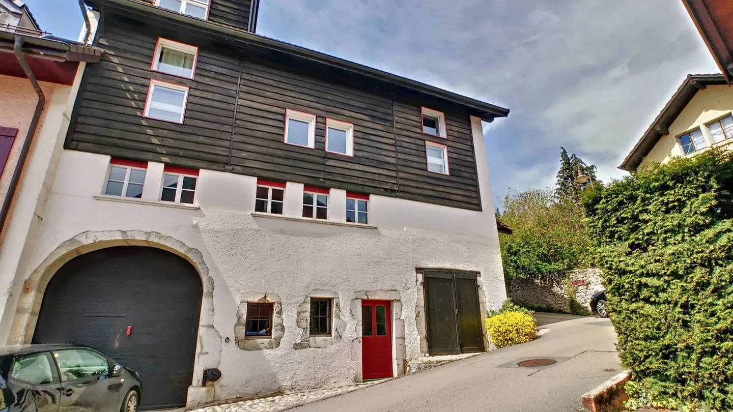 Grande casa con carattere e potenziale di espansione - Foto 10 di 10