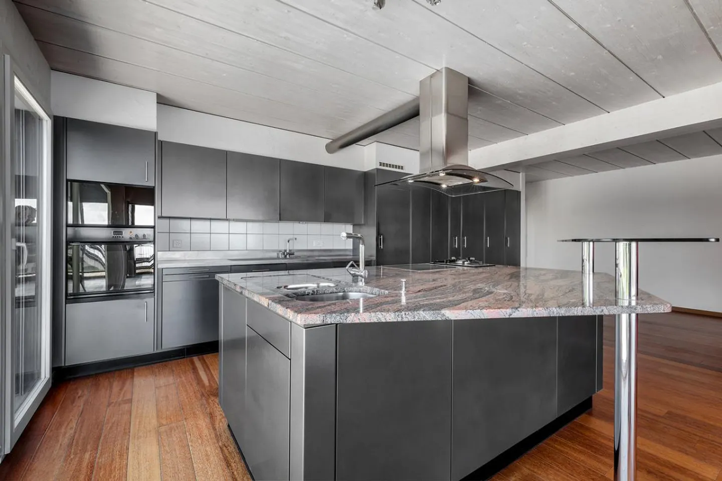 Villa contemporanea con vista lago - Foto 8 di 15