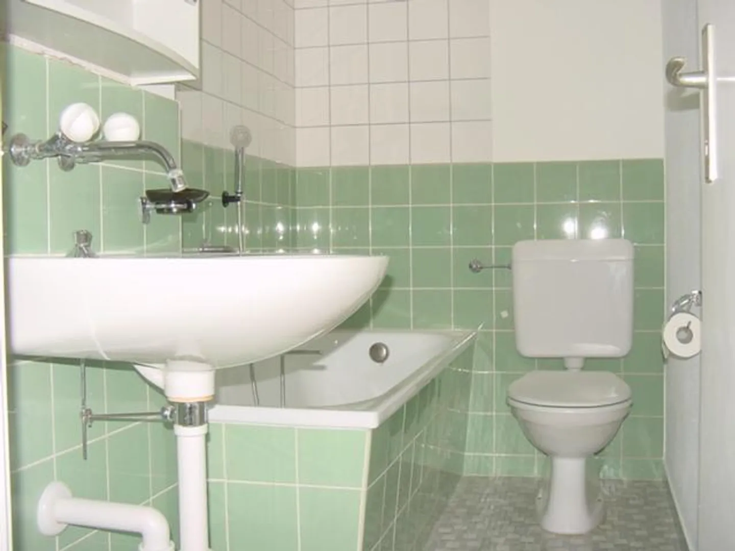 Appartamento singolo con area salotto - Foto 4 di 5