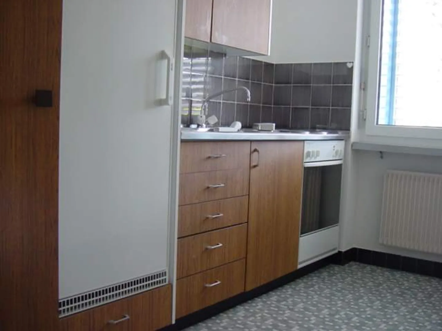 Appartamento singolo con area salotto - Foto 3 di 5