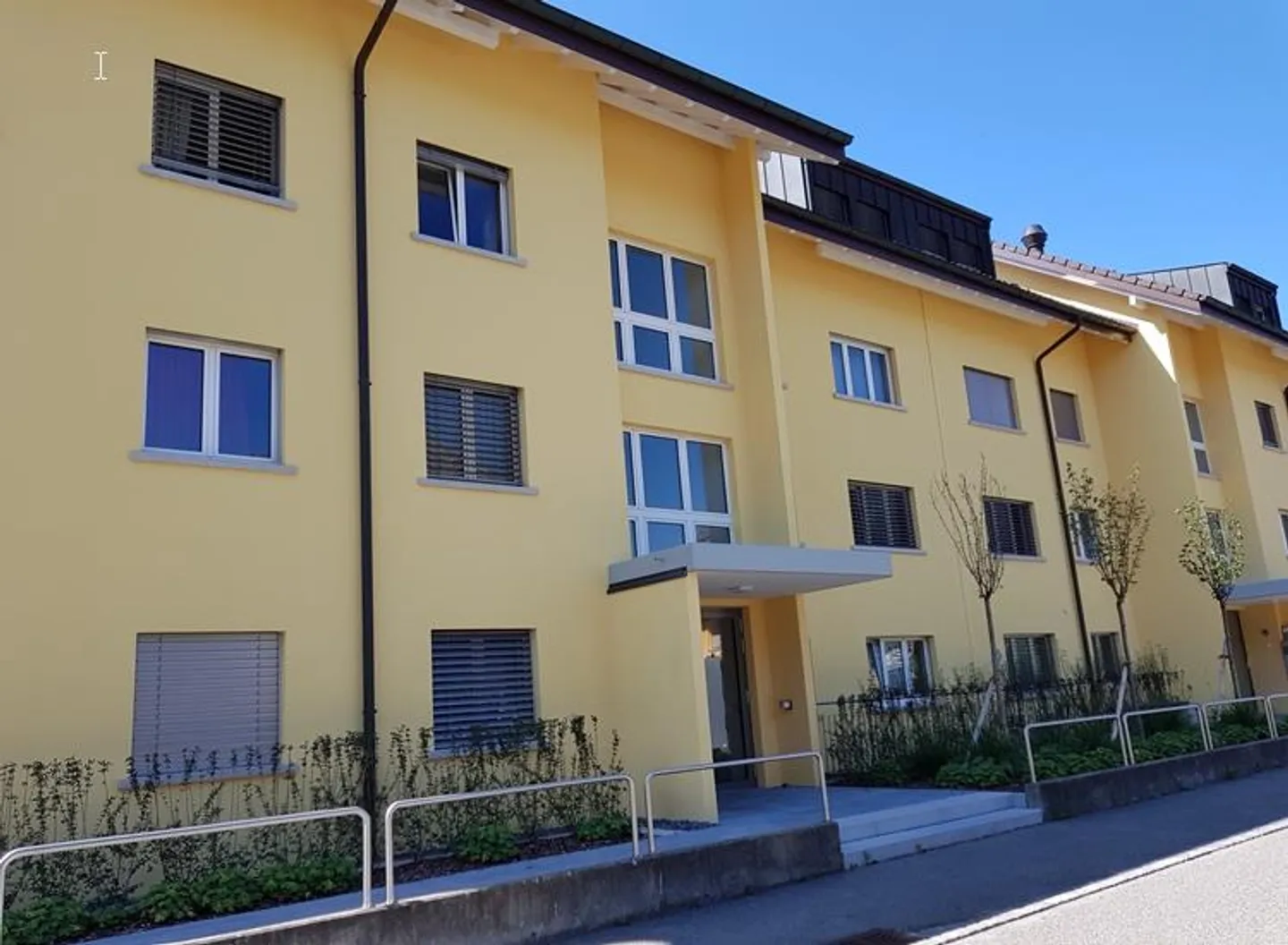 Appartamento di 4,5 stanze in una strada laterale a traffico calmato - Foto 1 di 6