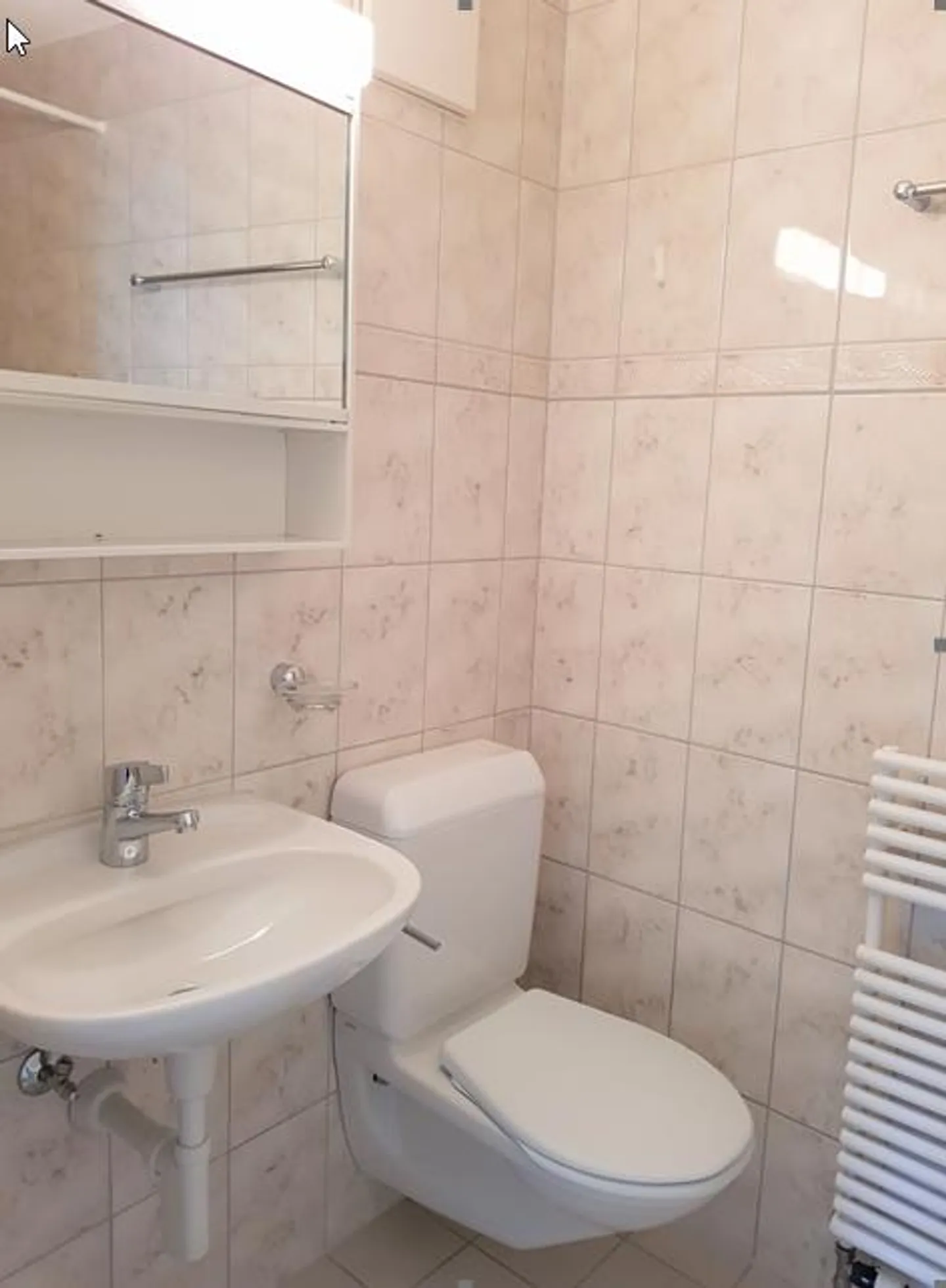 Appartamento di 4,5 stanze in una strada laterale a traffico calmato - Foto 6 di 6