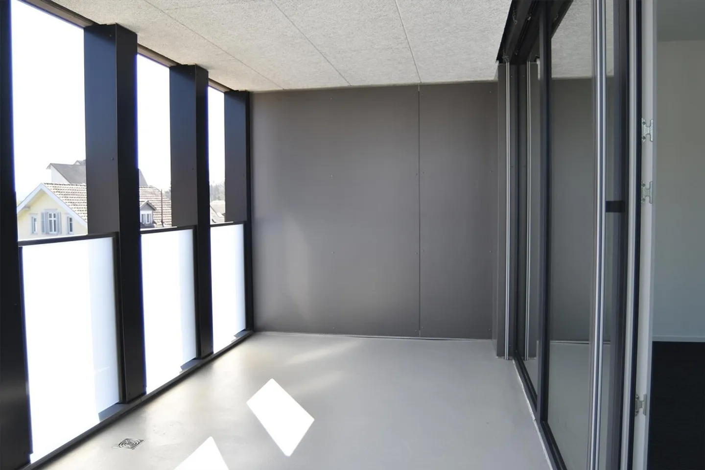 Modernes Büro für Startups - Foto 7 von 13