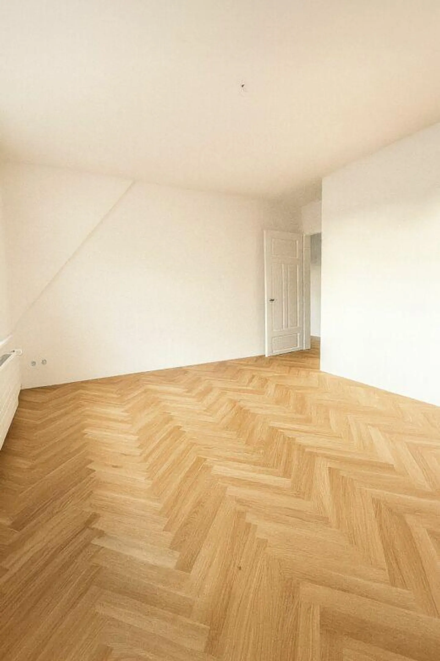Einzigartige 4 Zimmer-Wohnung - Foto 3 von 6