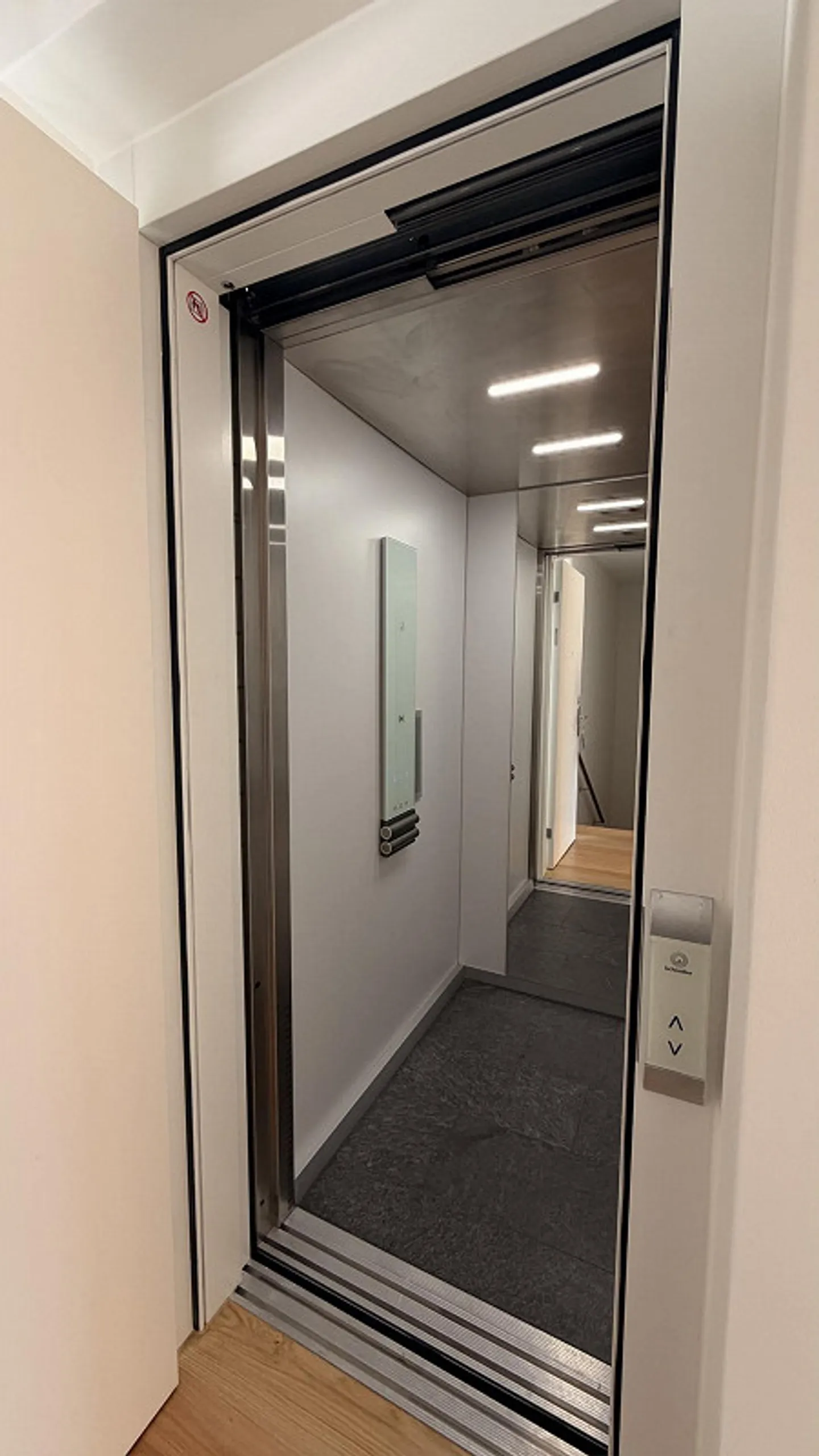 Exclusive 3.5-room penthouse apartment - Photo 5 of 13