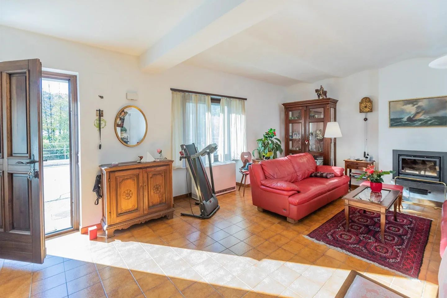 SPLENDID 3.5-ROOM HOUSE WITH TERRACES IN PONTE TRESA - Photo 4 of 13