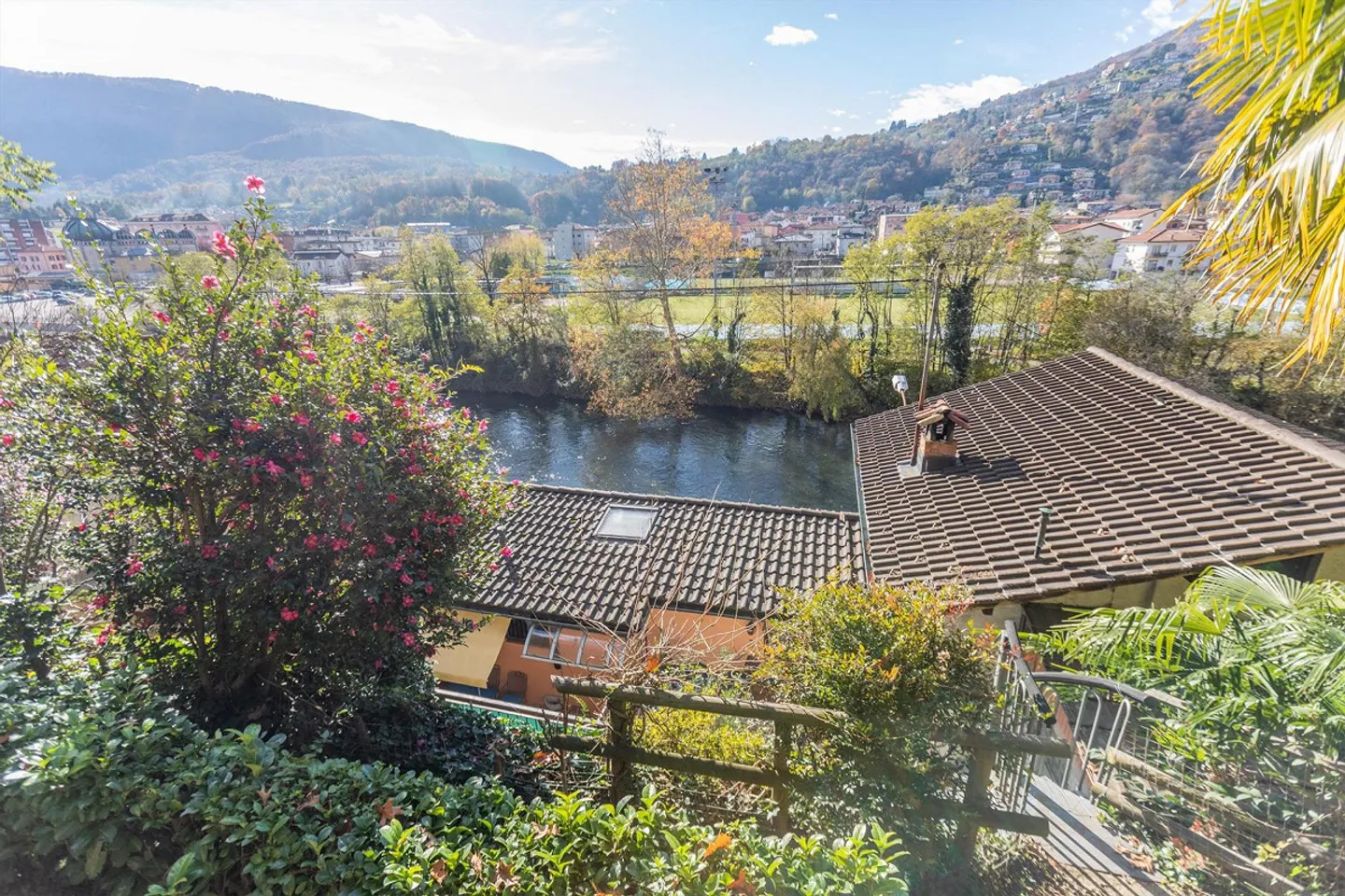 SPLENDID 3.5-ROOM HOUSE WITH TERRACES IN PONTE TRESA - Photo 13 of 13