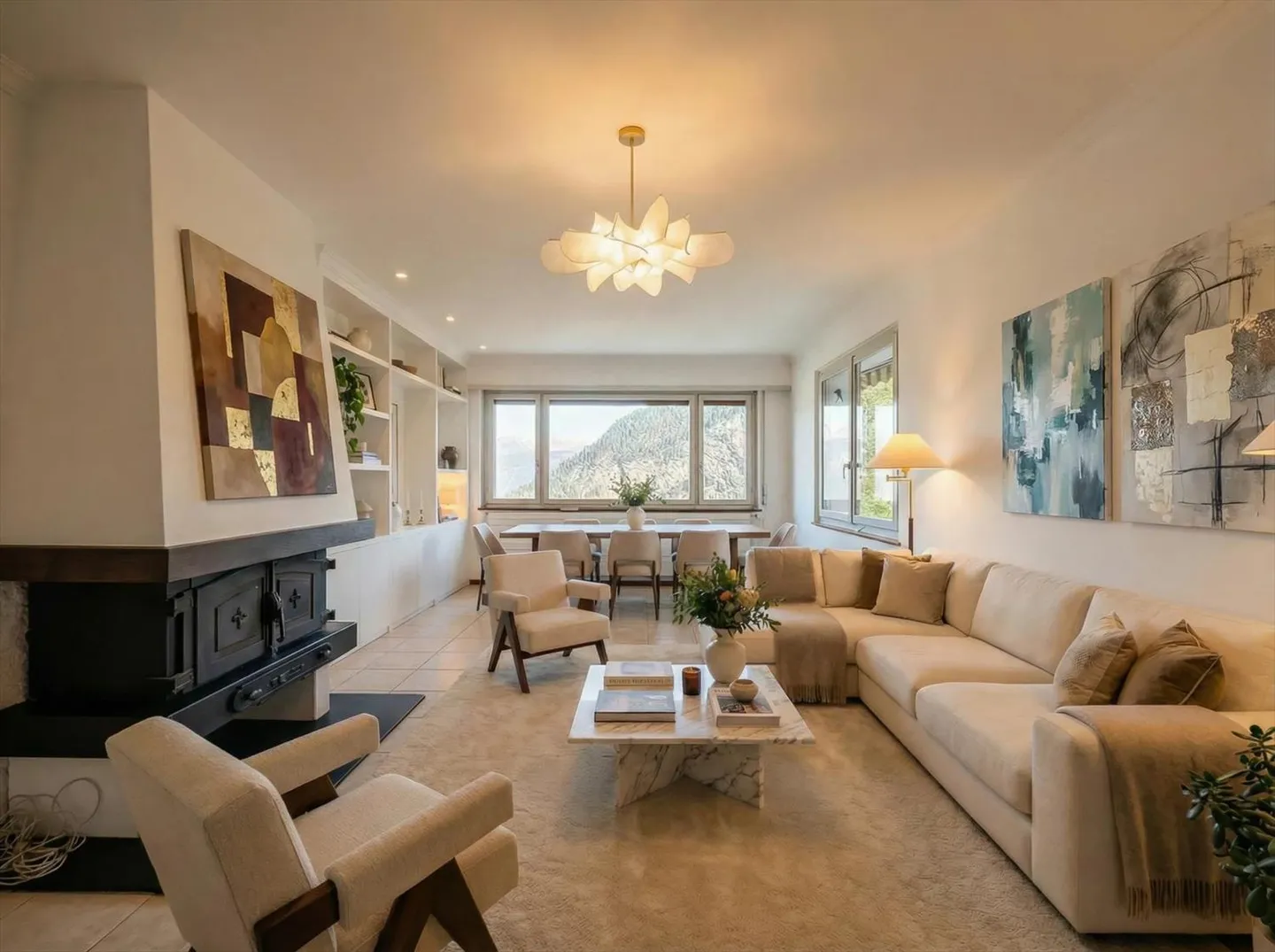 9-room House - Photo 1 of 13