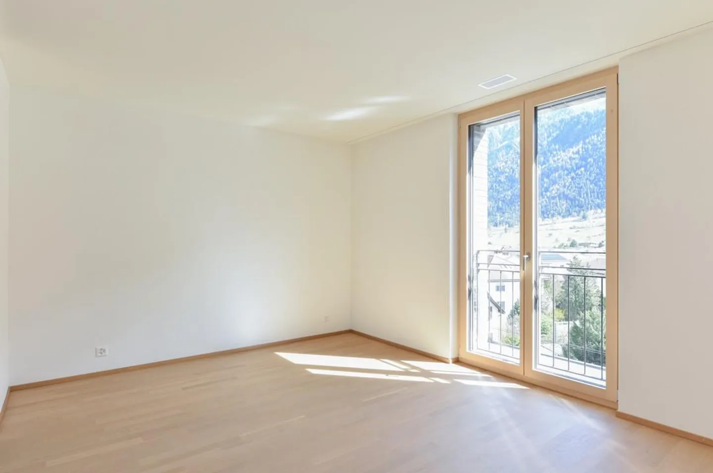 W303 | Appartamento nuovo attraente di 2,5 stanze con il massimo comfort vicino alla stazione - Foto 3 di 7