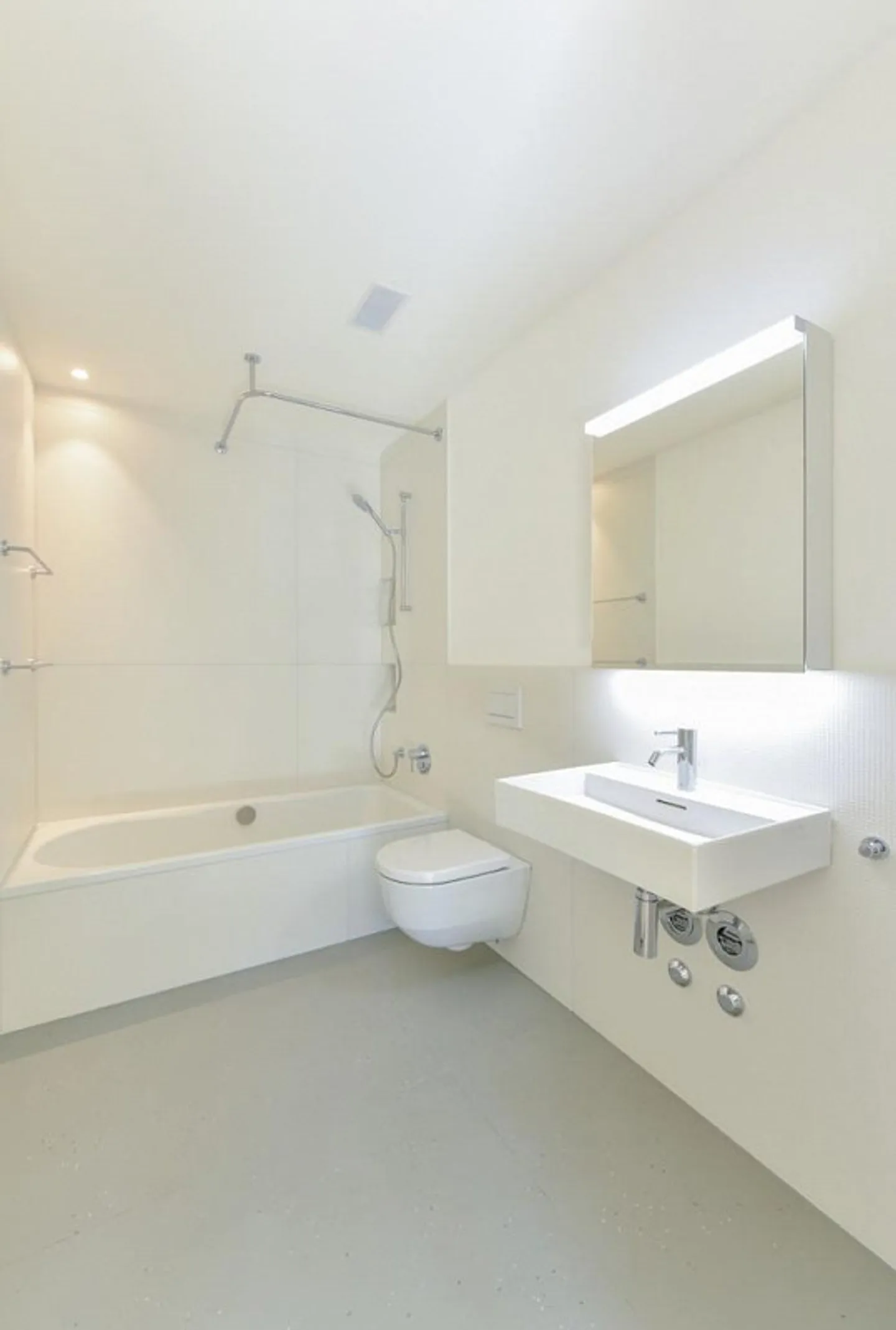 W303 | Appartamento nuovo attraente di 2,5 stanze con il massimo comfort vicino alla stazione - Foto 4 di 7