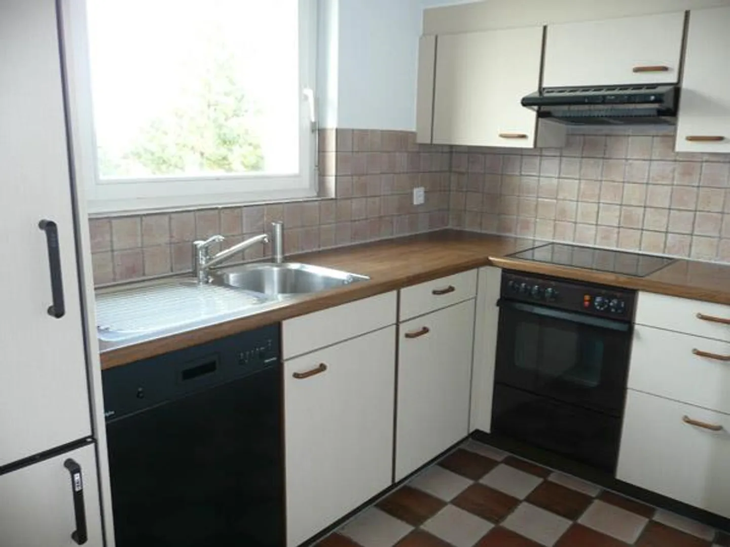 Charmante Attika-Wohnung mit Terrasse - Foto 6 von 9