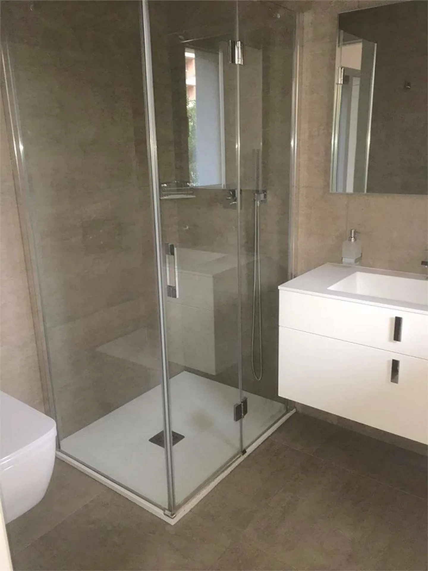 Pregassona, elegantes 4,5 Zimmer mit Garten - Foto 13 von 13