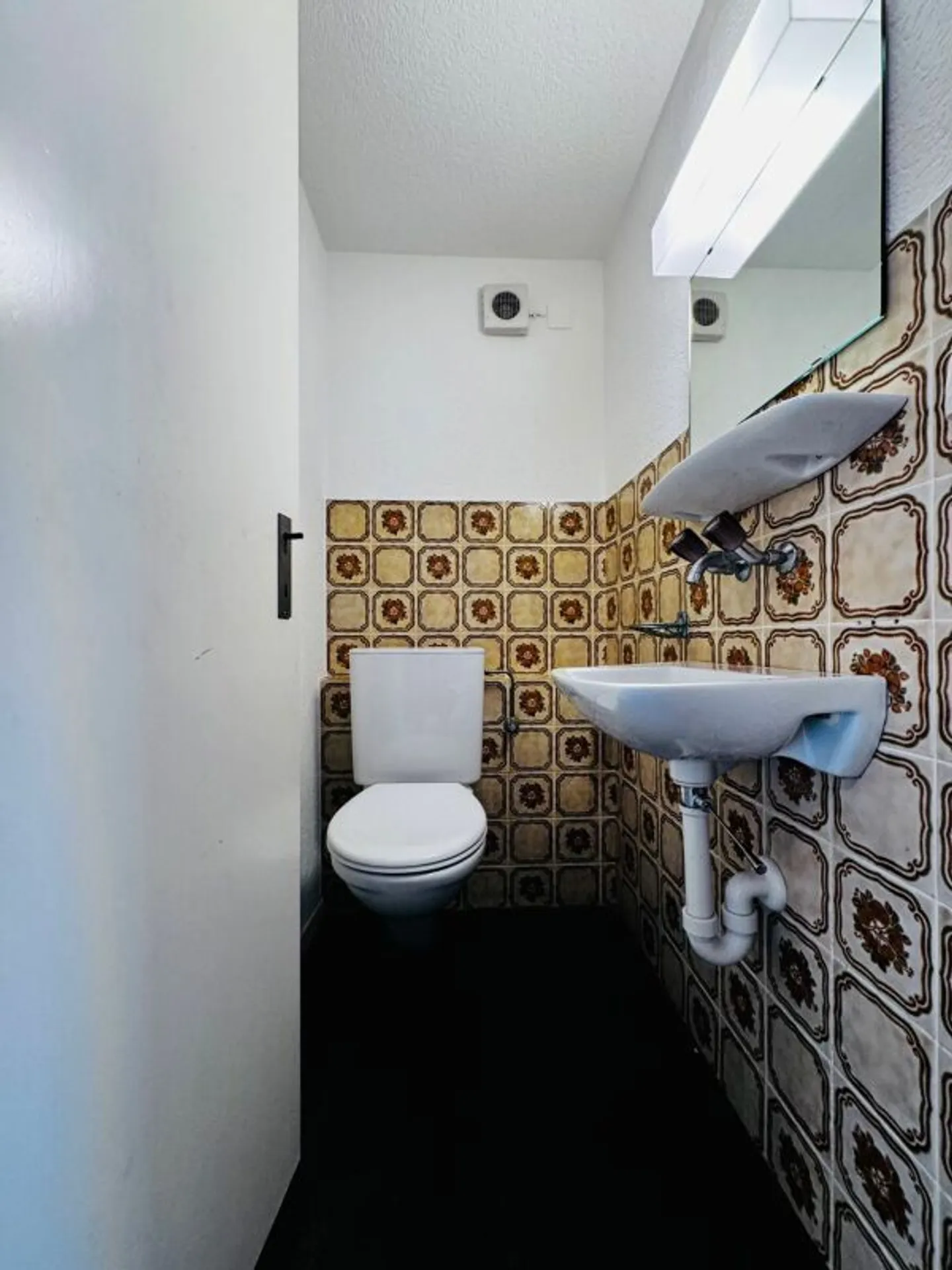 Appartamento 5.5 locali con balcone e giardino condiviso - Foto 8 di 10