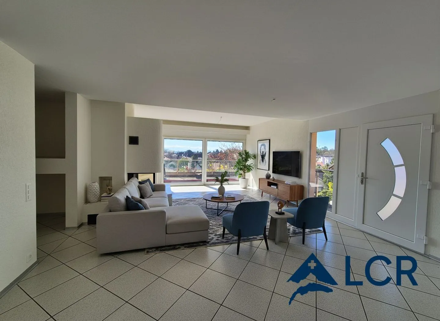 Apartment with 5 rooms in Colombier - Photo 1 of 13