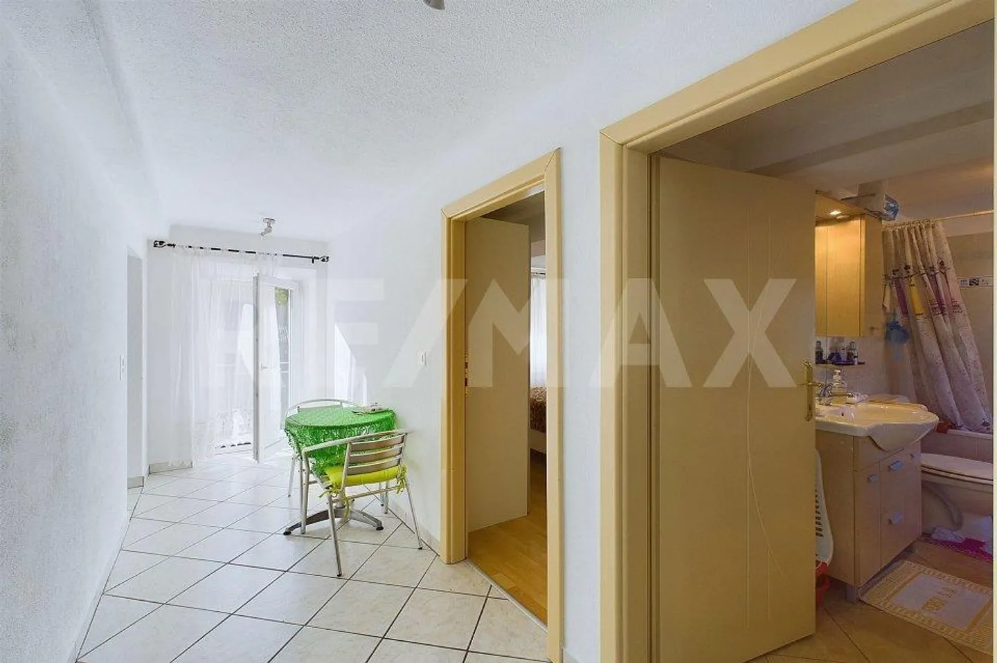 Helles 5 1/2-Zimmer-Haus, auch als Zweitwohnsitz - Foto 10 von 13