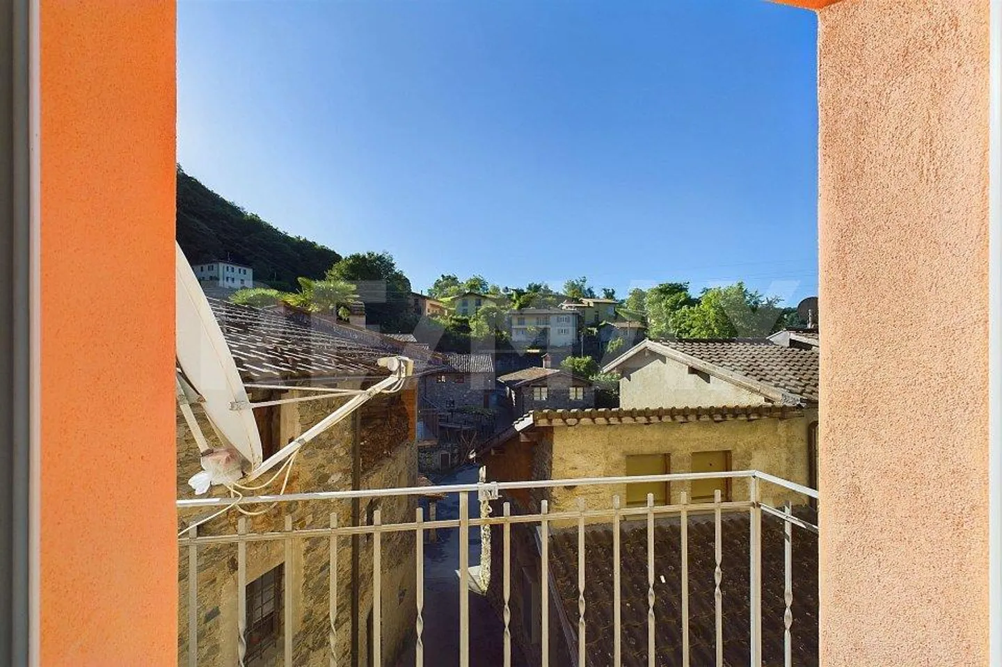 Helles 5 1/2-Zimmer-Haus, auch als Zweitwohnsitz - Foto 11 von 13
