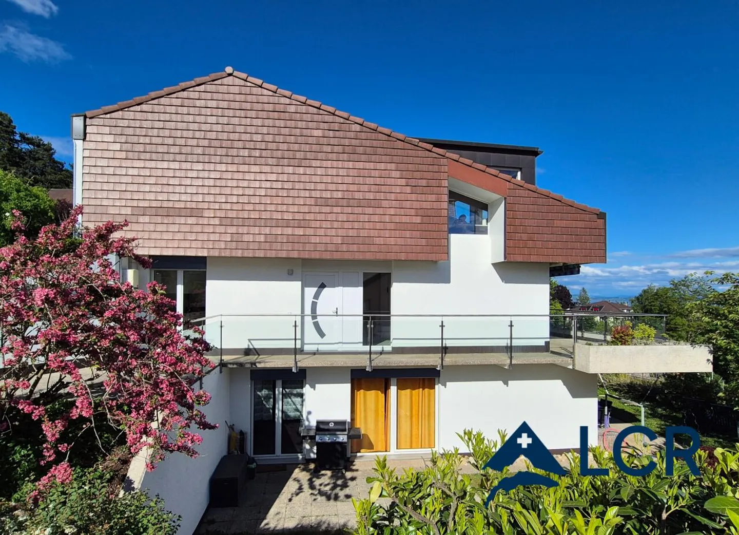 Apartment with 5 rooms in Colombier - Photo 10 of 13