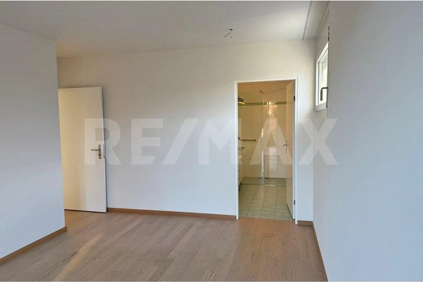 Appartamento 4.5 stanze centrale e tranquillo - Foto 7 di 11