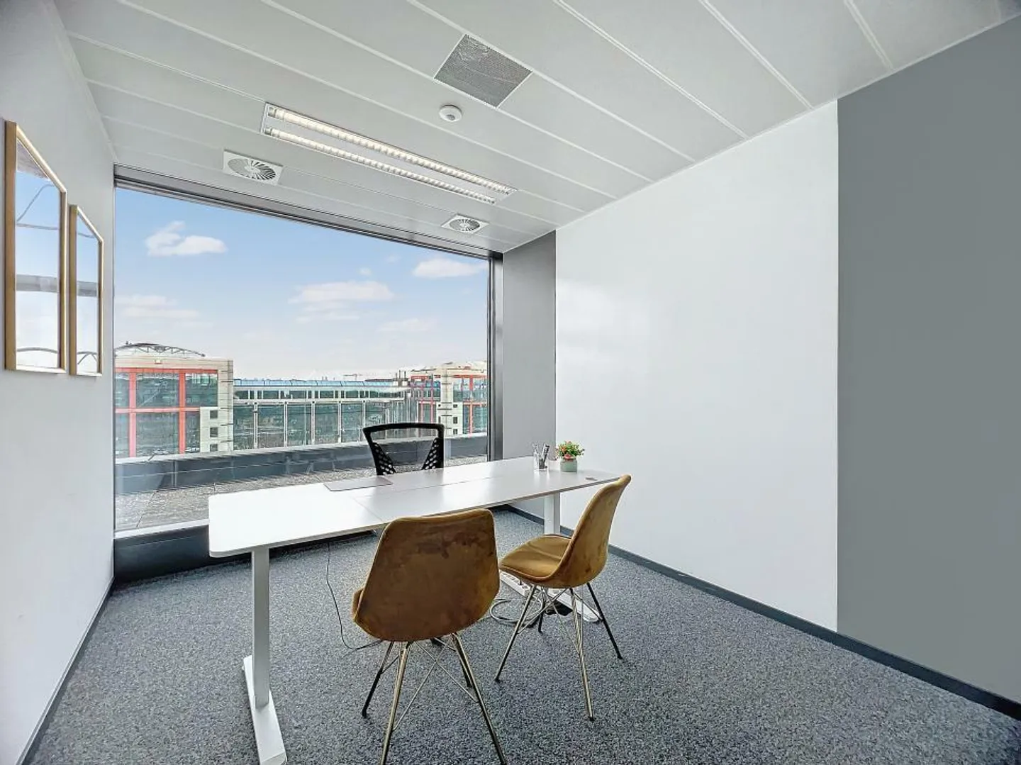 Prächtiger 570m2 Dachboden-Büroraum im Herzen von Lignon - Foto 8 von 11