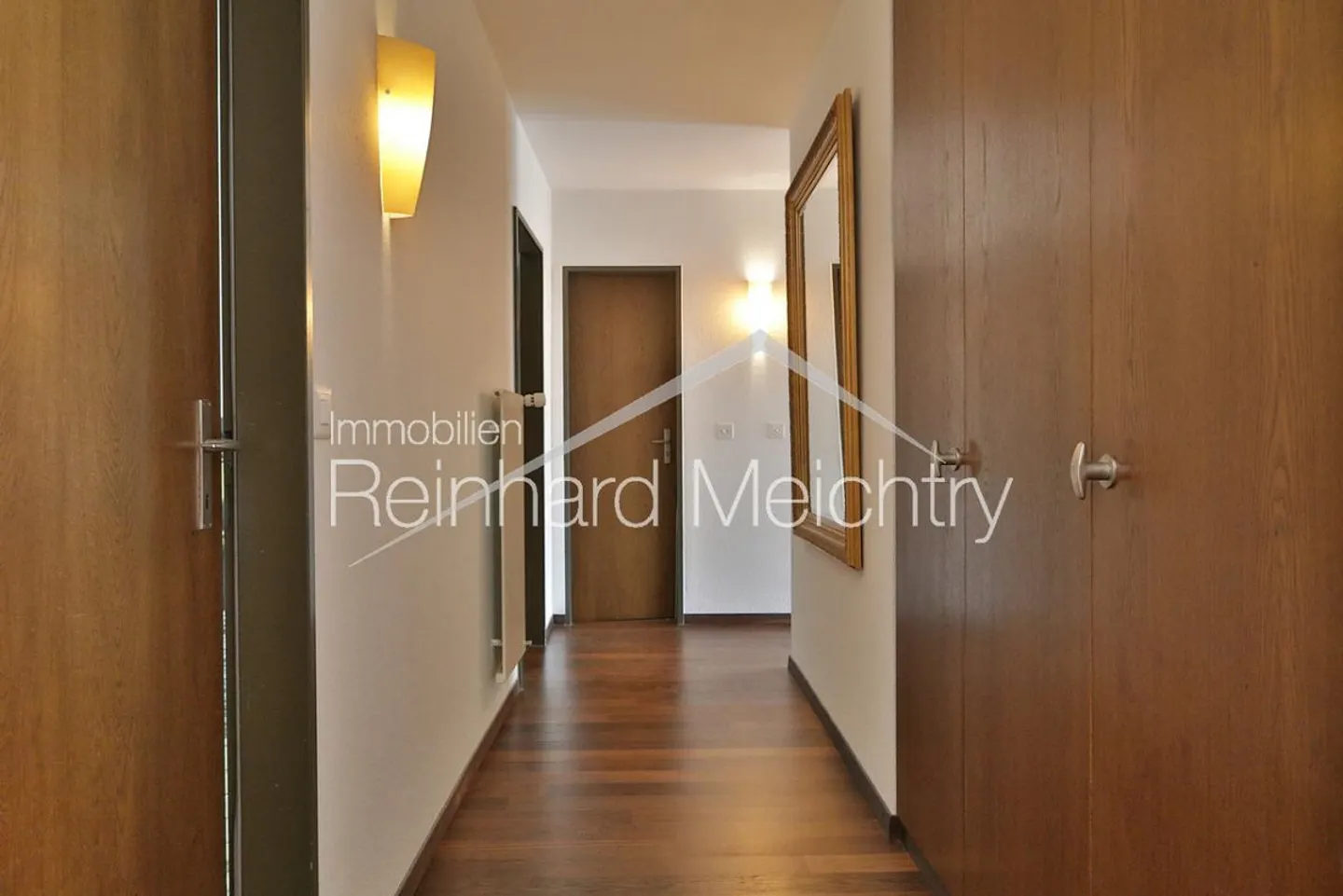 Top penthouse apartment with the best view of Visp - Photo 15 of 18