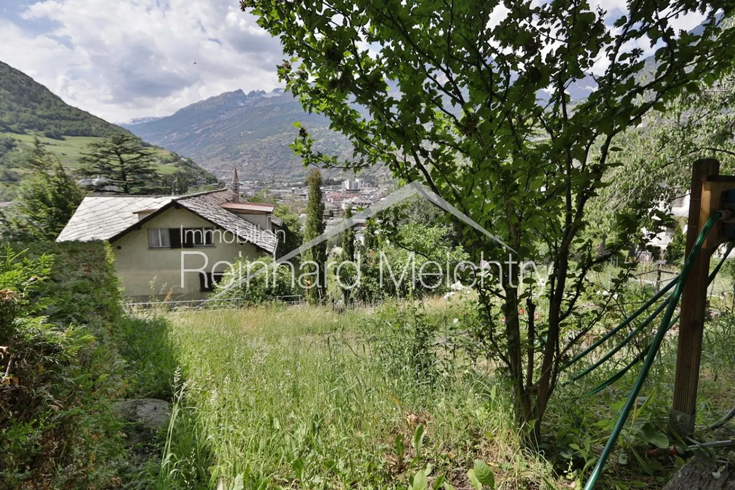 Top penthouse apartment with the best view of Visp - Photo 16 of 18